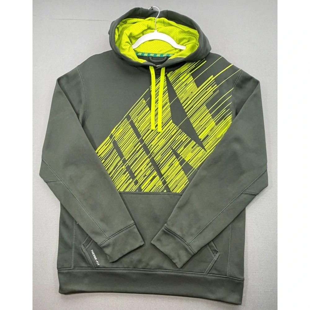 Nike therma fit
